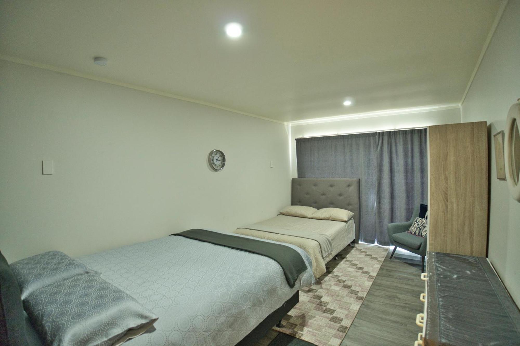 Entire Ground Floor With Full-Privacy And Family-Friendly Popular To Ferry Catchers Веллінгтон Екстер'єр фото