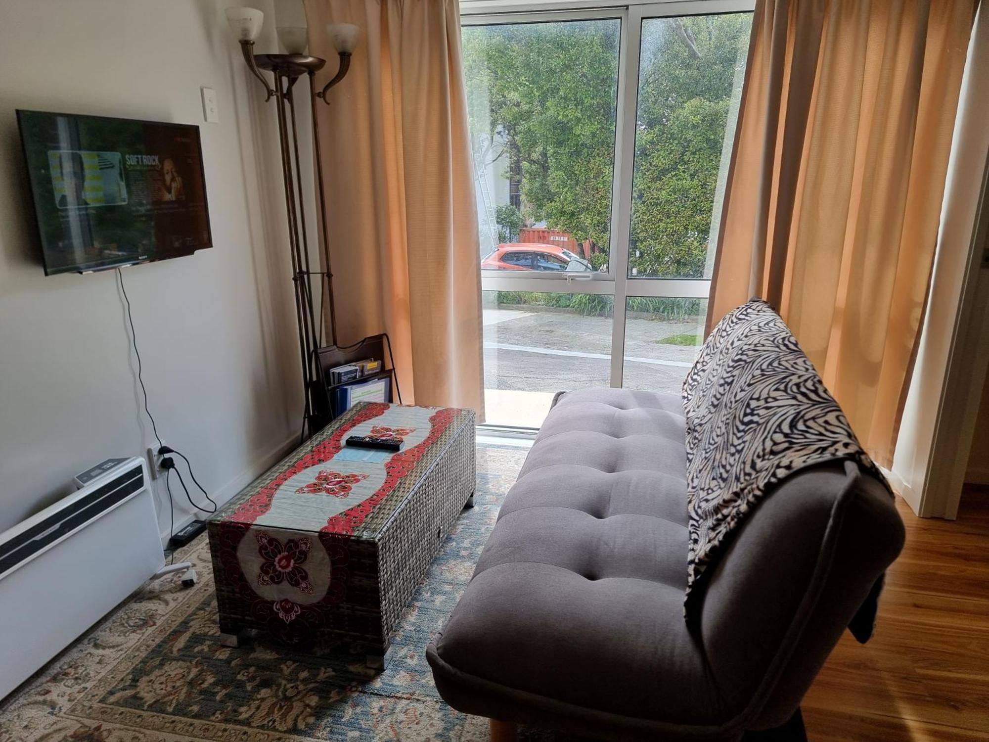 Entire Ground Floor With Full-Privacy And Family-Friendly Popular To Ferry Catchers Веллінгтон Екстер'єр фото